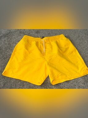 Forever 21 Men’s Solid Yellow Swim Trunks Drawstring Elastic Waist Mesh Lined